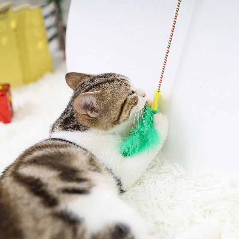 

Christmas Sucker Funny Cat Stick, Elastic Cat Toy Feather Funny Cat Artifact, Cat Self-Healing Bell Ball Toy Christmas Sucker