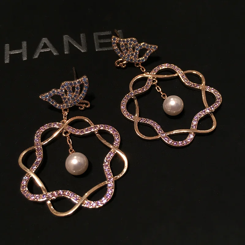 

Dazz New Luxury Butterfly Flower Pendant Earrings 2 Color CZ Zircon Jewelry Party Ladies Dress Fashion Ear Decoration Gifts 2019