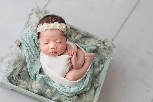 

Flower Headbands for Baby Girls Hair Accessories Baby Girls Bows Nylon Turban Skinny Stretchy Rubber pearl flower Hair band