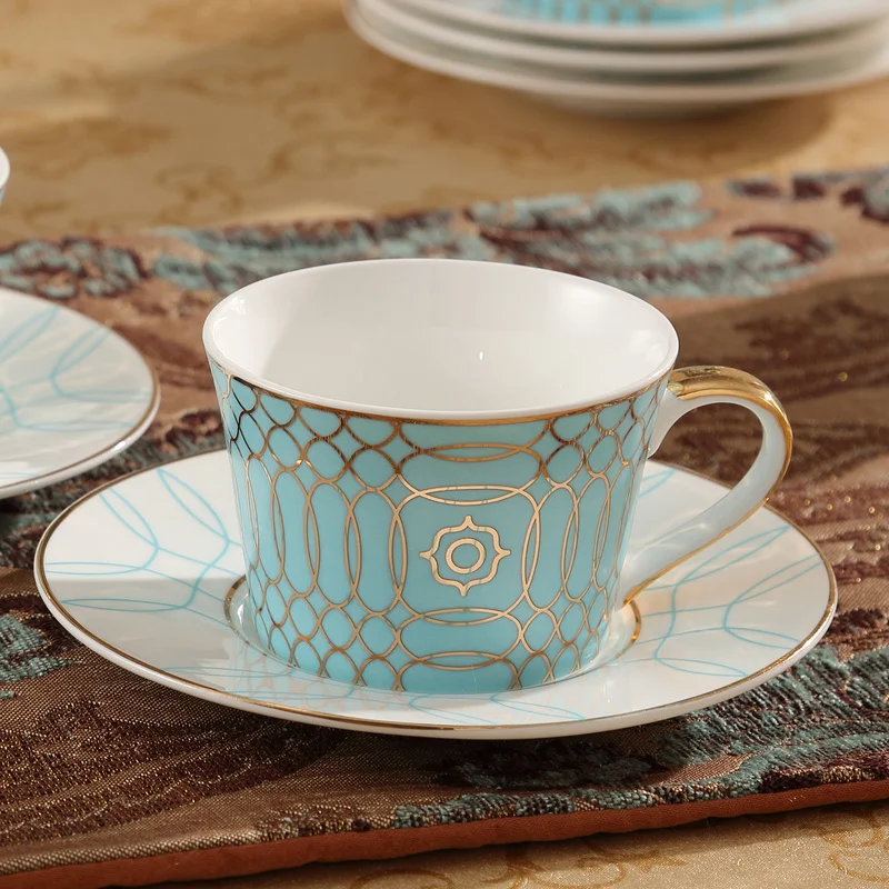

Blue Royal Court Cup and Saucers Banquet Quality Bone China Cup Flower Coffee Dinner Mug Tea Set for Party Golden Handle