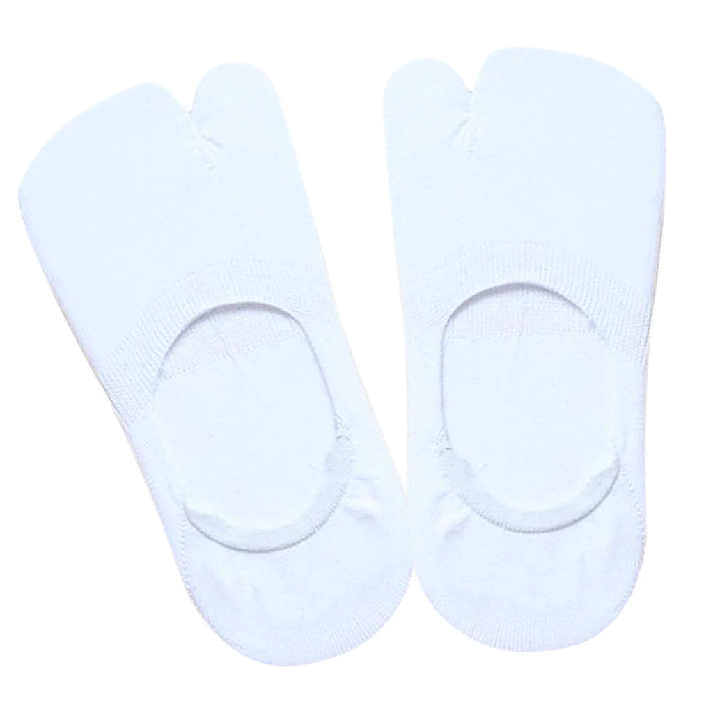 1 Pair Women No Show Socks Tabi Socks Non Slip Low Cut Boat Socks Summer Japanese solid color ladies  socks 2 toes