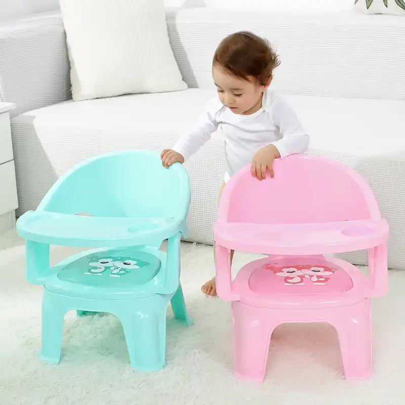 baby eating table and chair