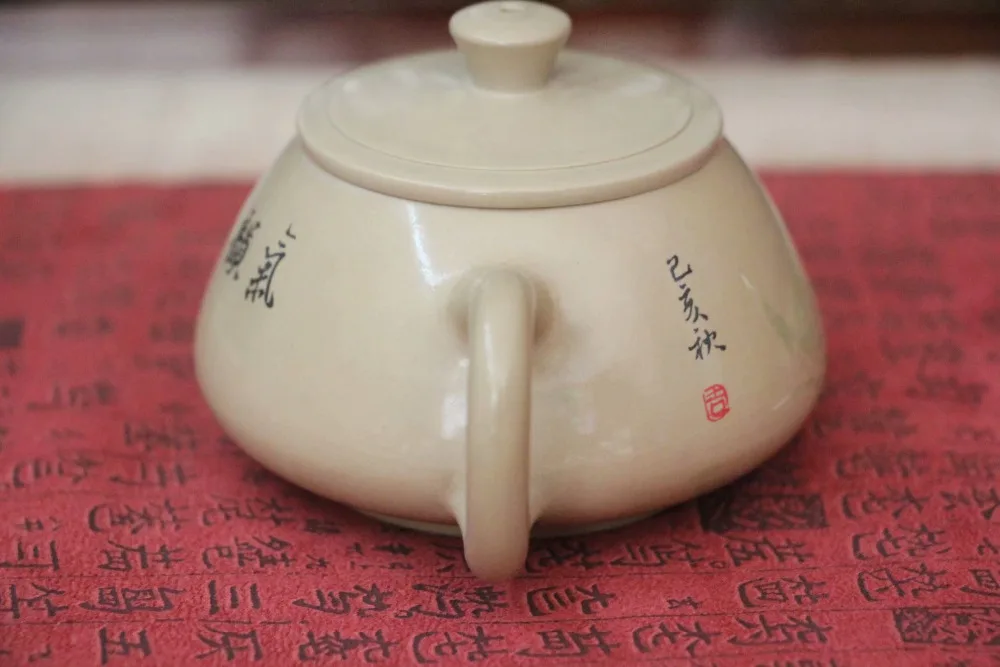 Jian shui ceramic tea pot for puer and black tea Shi Piao Hu из белой глины White Clay teapot number 1