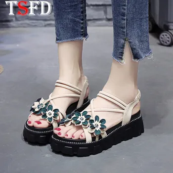 

Casual Women Sandals Summer 2020 Breathable Slip-on Shoes Fashion Platform Shoes Wading Slippers Woman Walking Footwear New G2