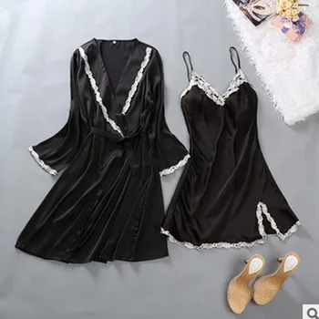 

2020 European and American embroidered edge silk sexy comfortable suspender nightdress / Pajama Pajama Set