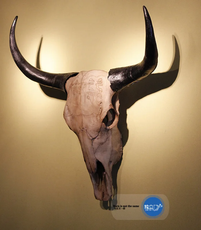 resin Cow head wall decor craft Cow skull Simulated animal wall decoration home decoration accessories statue bar bull sculpture