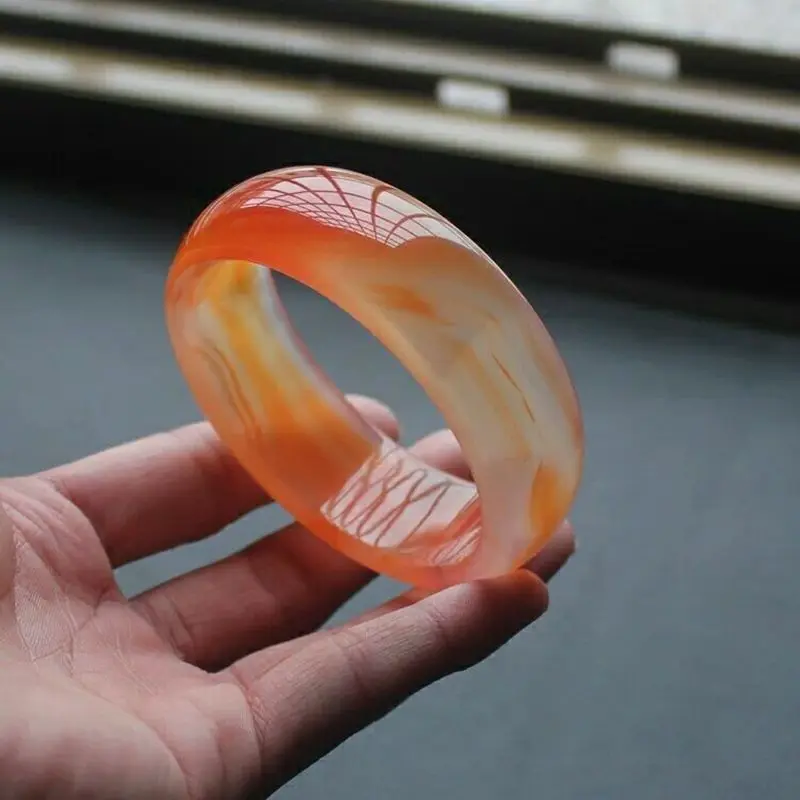 

Hot Selling Natural Ice Color Agate Widen Bracelet Charm Jewellery Hand-Carved Bracelet for Women Men Fashion Accessories