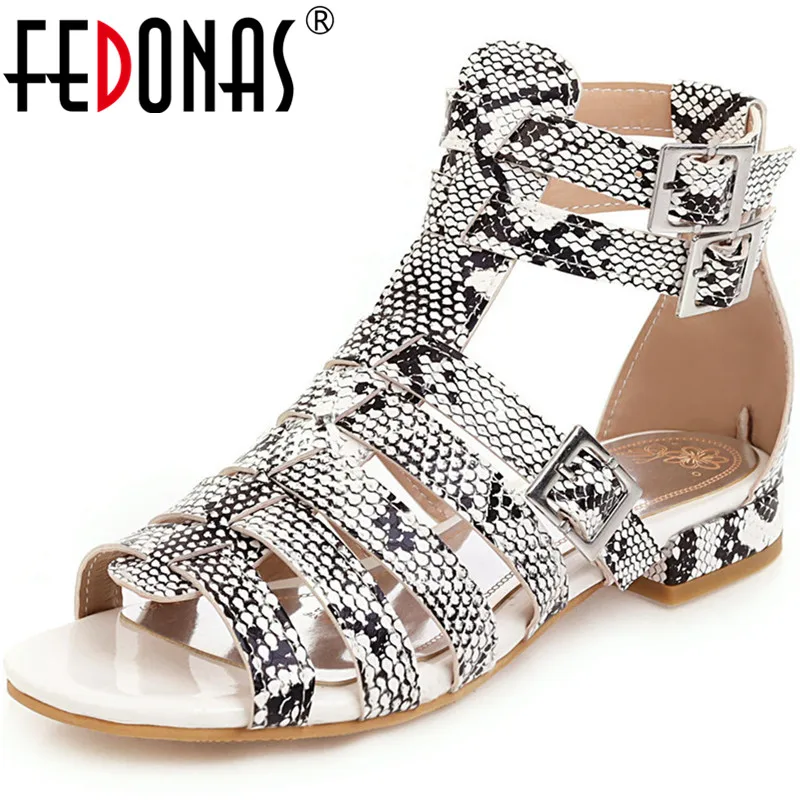 

FEDONAS Snake Pattern Women Thick Heeled Summer Classic Design Slip On Sandals Basic Working Round Toe 2020 New Shoes Woman