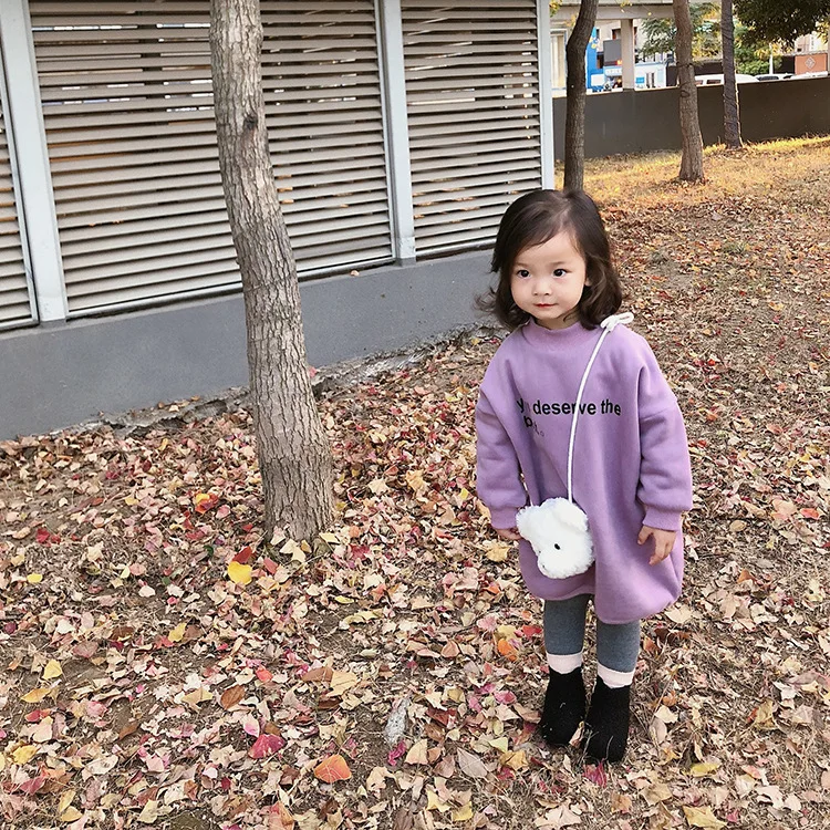 Одежда для девочек; зимние детские хлопковые повседневные Длинные свободные утепленные платья с буквенным принтом и длинными рукавами; модная верхняя одежда для детей - Color: purple