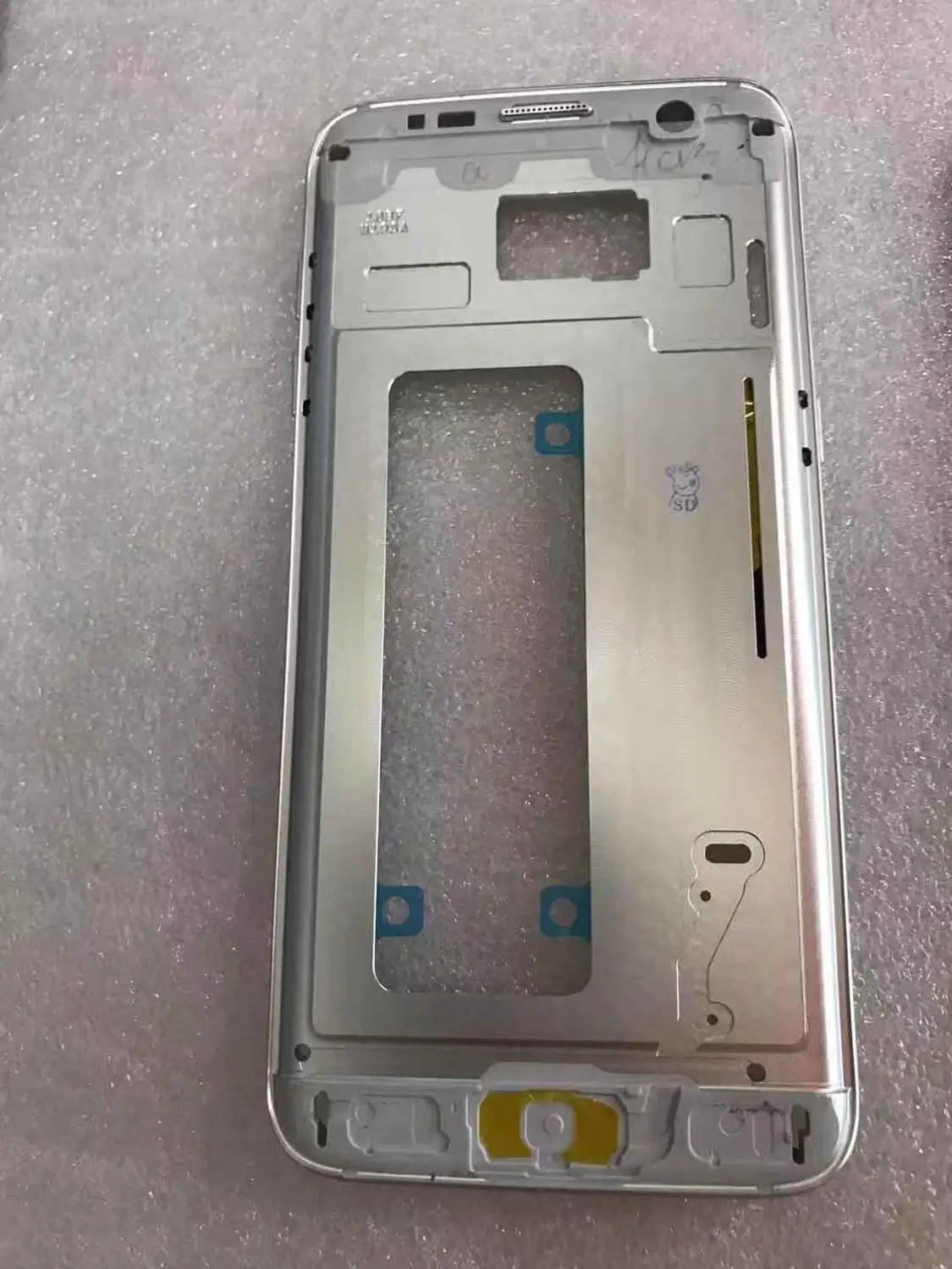 Средняя рамка для корпуса белого Samsung Galaxy S7 Edge | Мобильные телефоны и аксессуары