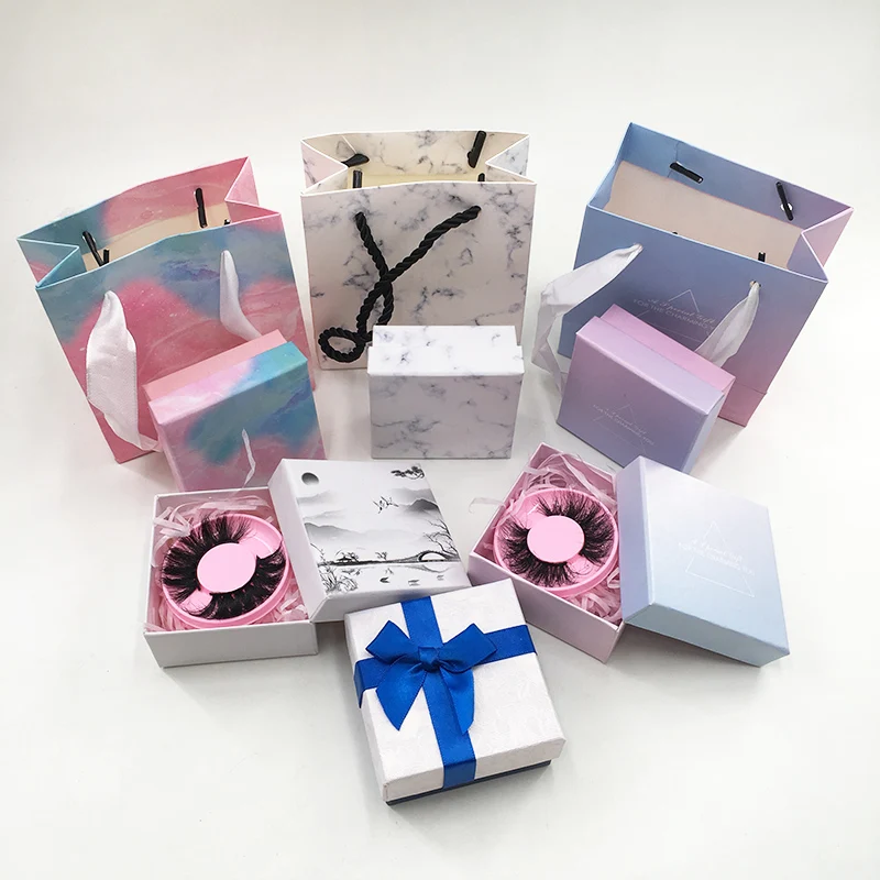 

Dramatic Mink Eyelash Bags Custom Logo Empty Square Packaging Handbag for 5D Mink Lashes