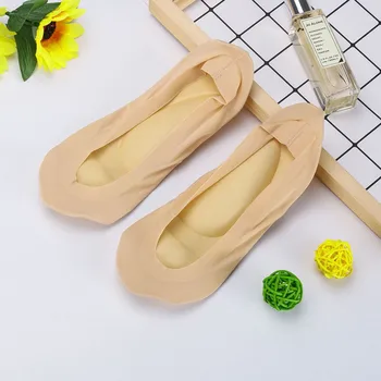 

3 Pairs Of Women's Socks Fashion Solid Color Comfortable Breathable Embossed Cushion Foot Socks Calcetines Mujer Meias L58