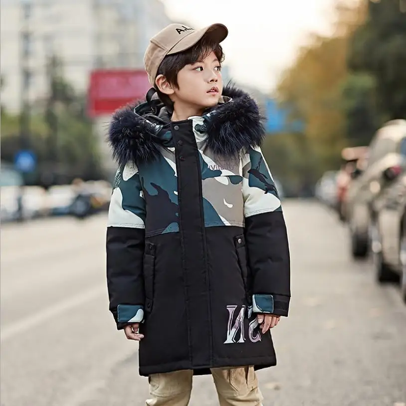 Детский утепленный пуховик с капюшоном воротником из натурального меха | Мать и