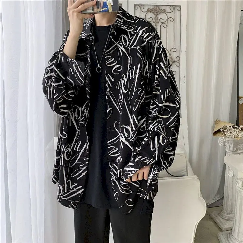 

Trendy Long-sleeved Printed Shirt Male Student Korean Version Loose Autumn Winter Harajuku BF Hong Kong men Tops Multi-patterned