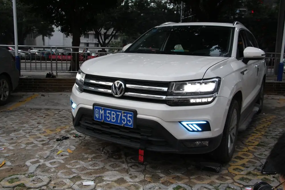 Автомобильный Стайлинг для~ года DRL для Volkswagen Tharu дневного света светодиодный Автомобильный аксессуары Фара Tharu противотуманная фара