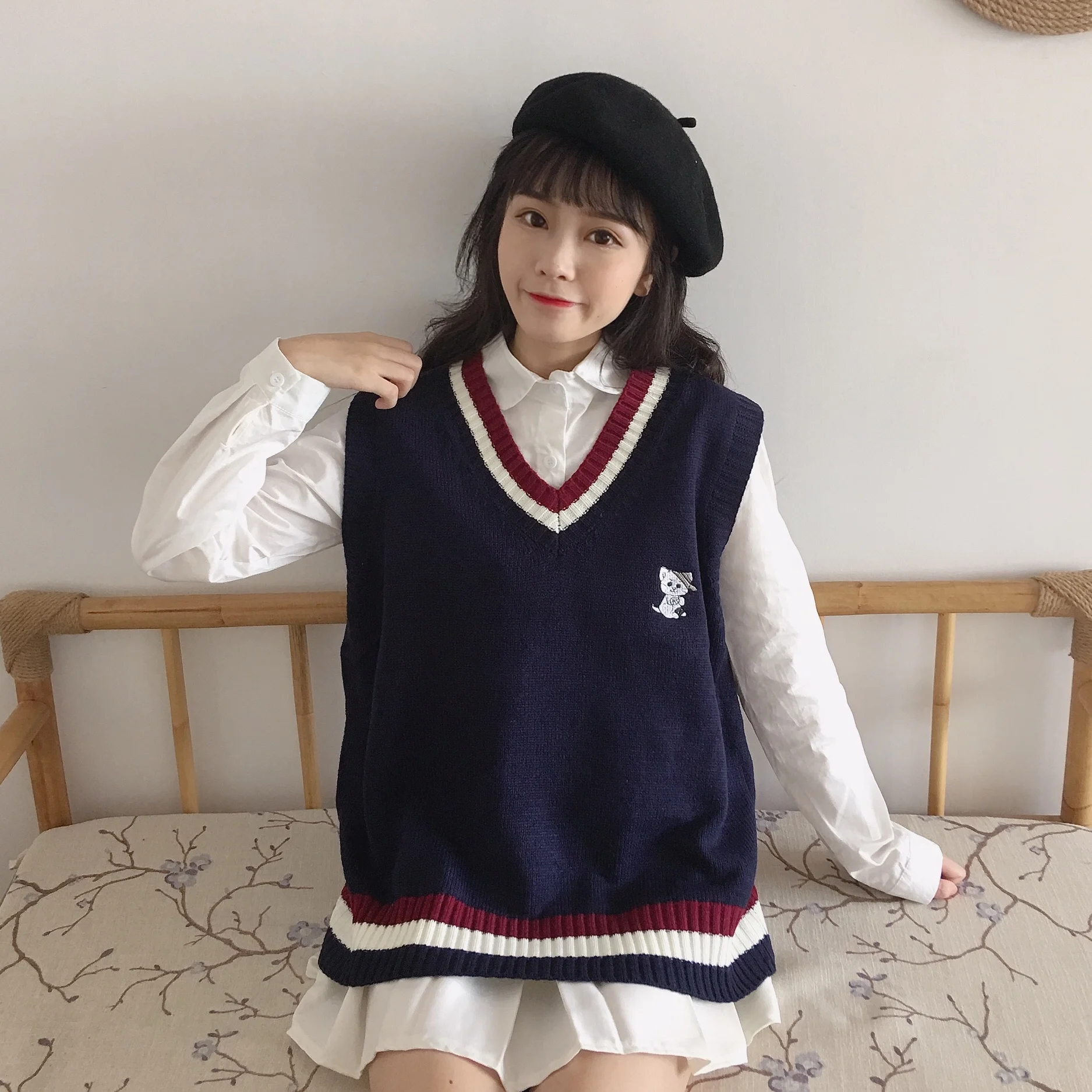 Вязаный женский жилет маленькая кошечка Япония Kawaii полосатый v-образный вырез уличная одежда Один размер Свободная одежда оверсайз с рисунком кота C2