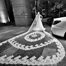 Роскошные Свадебные вуали с аппликацией, кружевной край, длина 3 м, 5 м, белый цвет слоновой кости, один слой с гребнем, прикрепленный на заказ, Длинная фата для невесты, Новинка