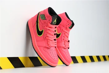 

Nike Air Jordan 1 Woman's Basketball Shoes Women Sports Shoes Outdoor Leisure Comfortable Sneakers AJ1 High Shoes
