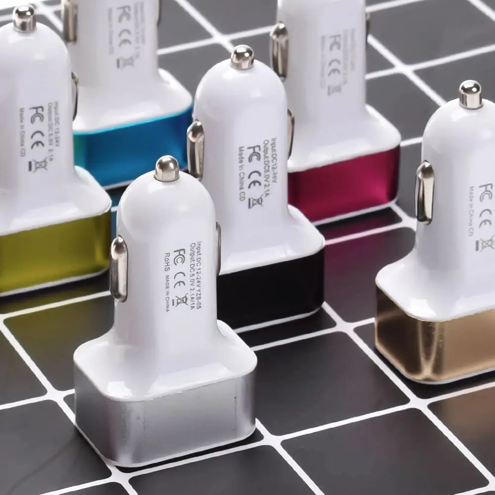 Автомобильное зарядное устройство с 3 USB портами 1 а| |