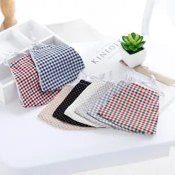 

Fashion Lattice Ladies Hanging Ear Masks Sun-proof Dust-proof Mouth Anti-fog Masks Cotton Masks Wholesale New Arrival