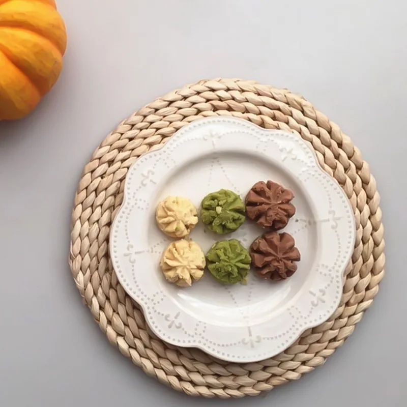 Круглые столовые приборы из ротанга натуральная кукурузная солома тканые