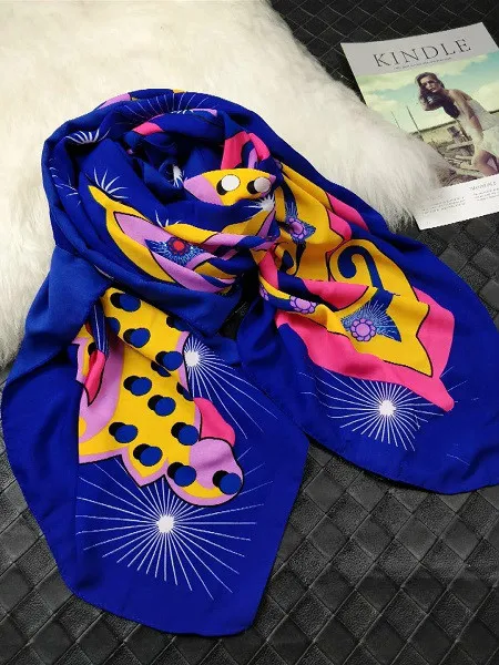 Дизайнерский шарф популярный классический женский ювелирный испанский роскошный платок шарф шаль для взрослых пляжные накидки шарфы - Цвет: 135