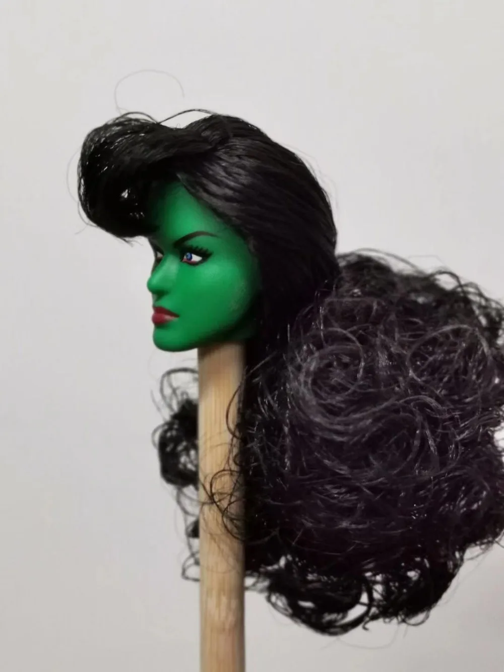 green-face-doll-head (2)