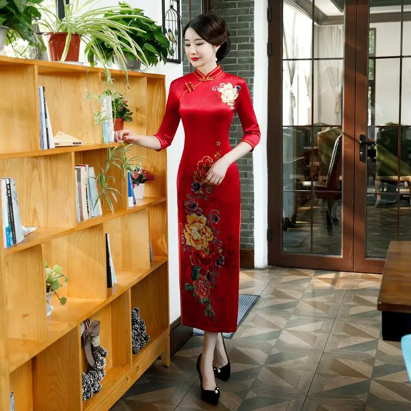 Сексуальные женские длинные велюровые Cheongsam весенние традиционные китайские платья китайский воротник Qipao тонкие Вечерние платья Vestido S-5XL - Цвет: Красный