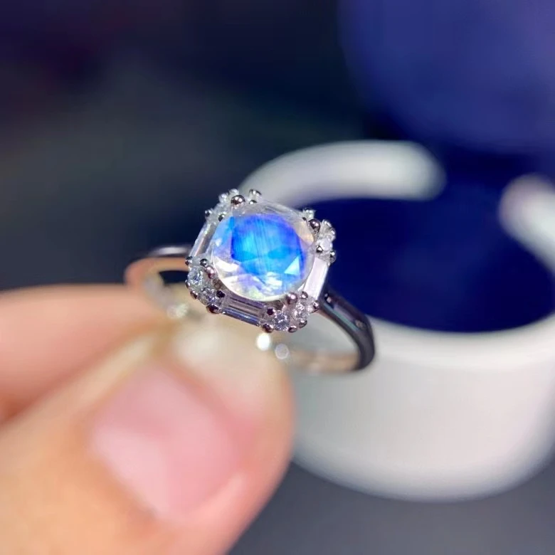 

new romantic moonstone gemstone ring women silver fine jewelry natural gem good color 925 sterling silver moonlight date gift
