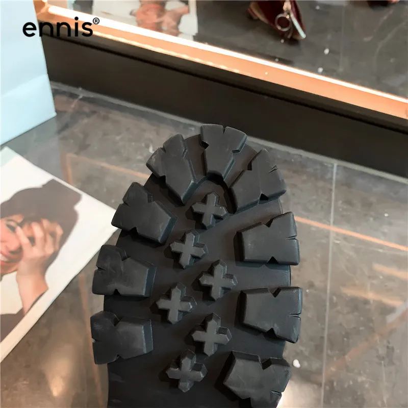ENNIS/черные ботинки из лакированной кожи; женские ботильоны martin на платформе; обувь на толстой подошве с молнией спереди; женские ботинки на плоской подошве; Цвет Красный; Новинка; A9316