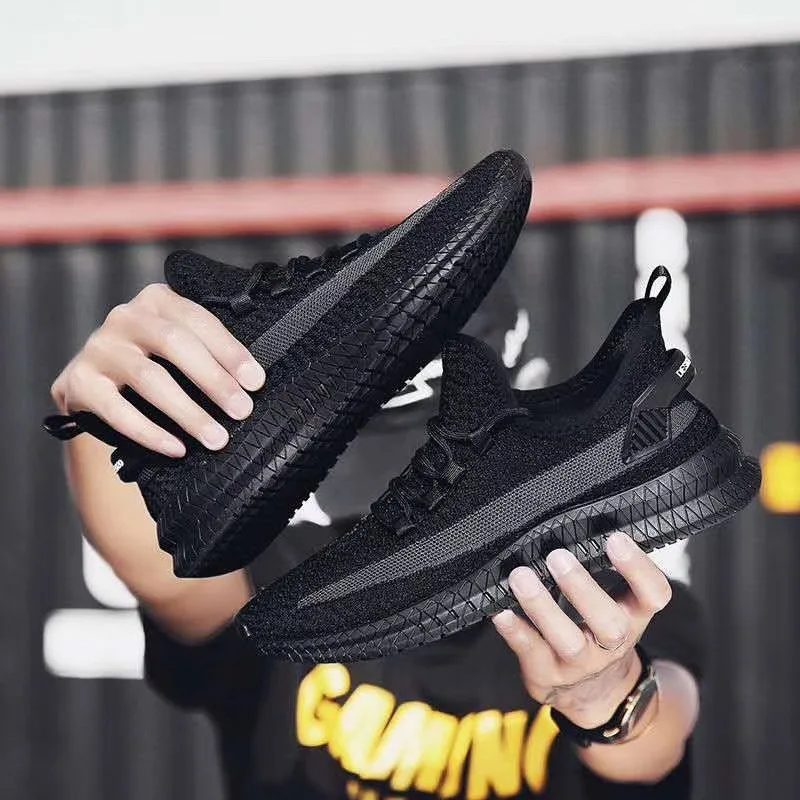 

2019 Winter plus Velvet New Style Athletic Shoes Men's Fashion Fly Woven Casual Shoes Soft Bottom Breathable Running Shoes