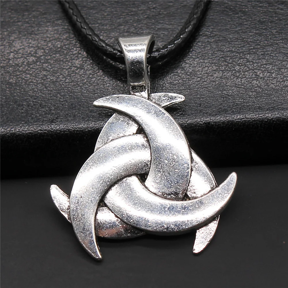 Stainless Steel Irish Celtic Triquetra Triangle Trinity Knot Pendant  Necklaces for Men, 24