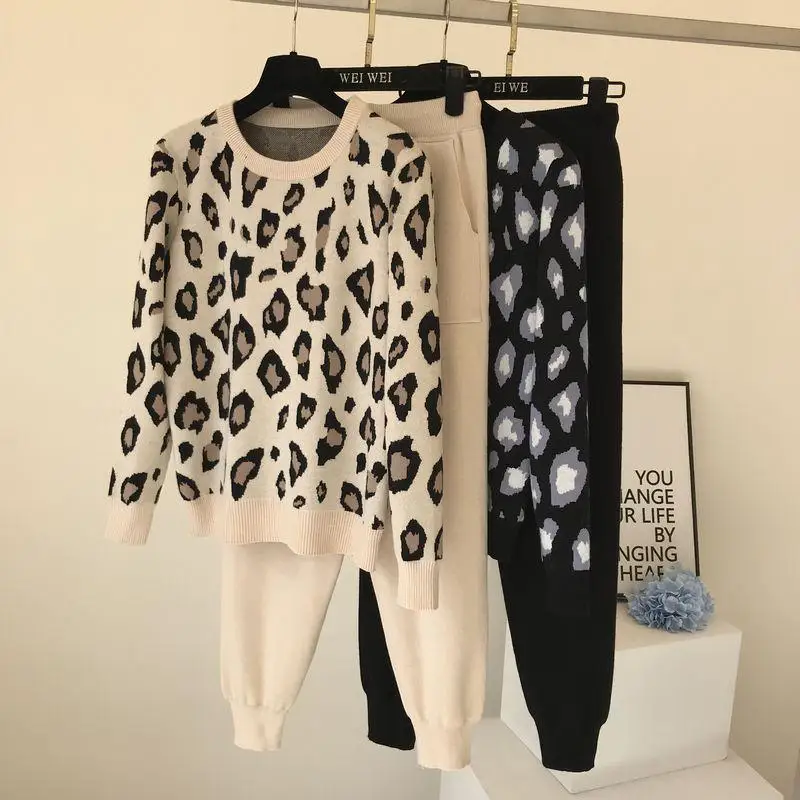 matching tracksuit set Women's Two-piece Casual Knitted Short-sleeved Pants Spring and Summer Printed Beaded Pullover + Double Pocket Lace Pants Women long skirt and top set