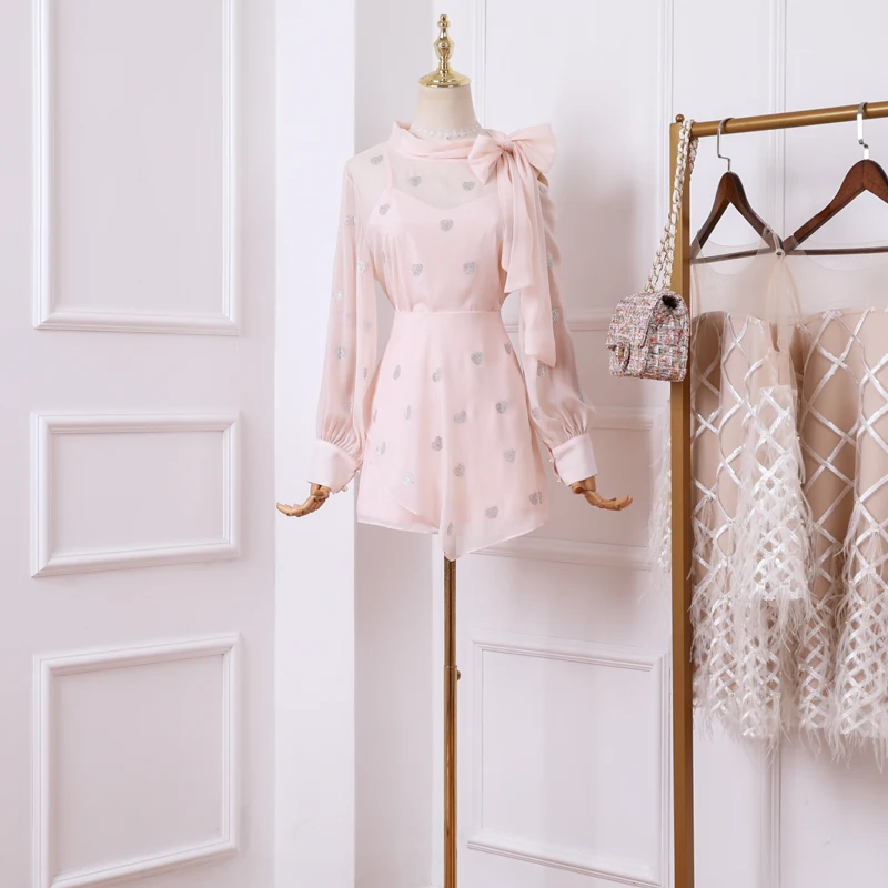 

New 2019 Fall pink heart shaped hot drill printed bowknot decorative jacket irregular half length skirt two sets