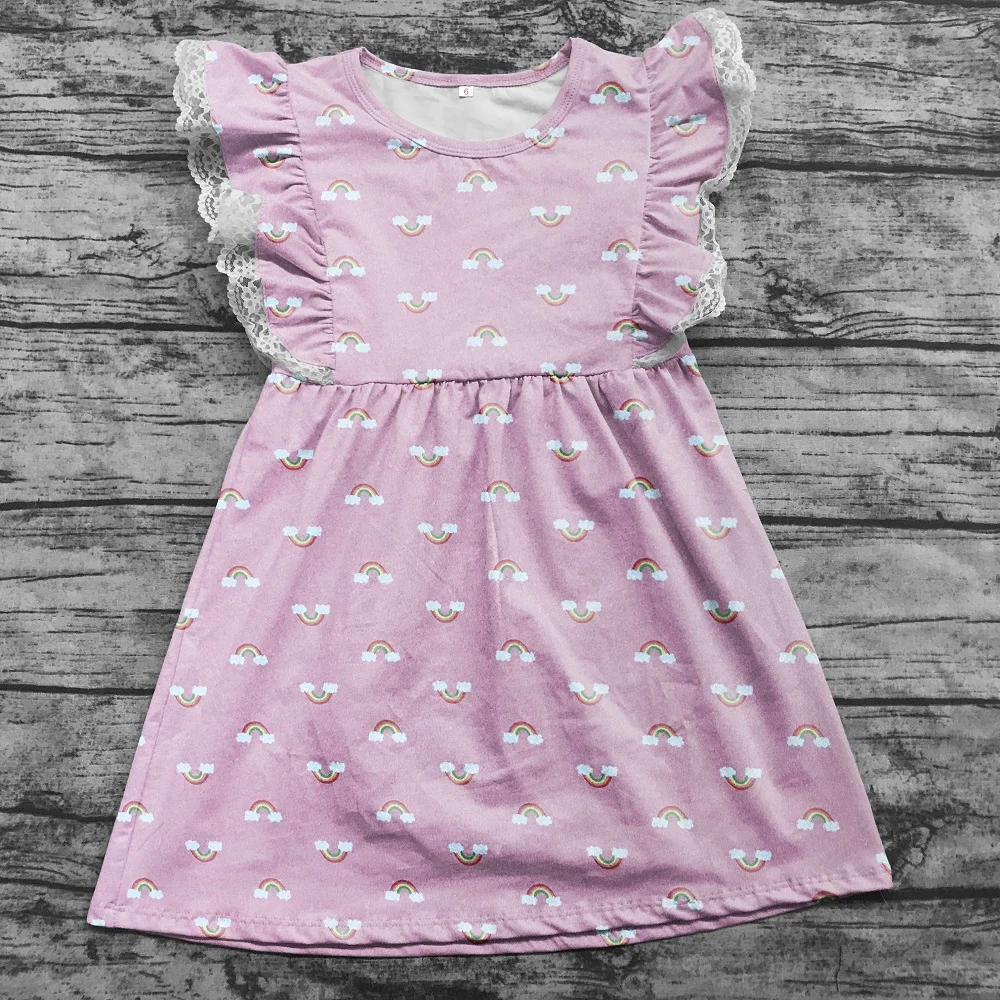 Новое поступление; сезон весна-лето; хлопковая одежда до колена с короткими рукавами и радужными оборками для маленьких девочек; детская кружевная одежда с цветочным рисунком