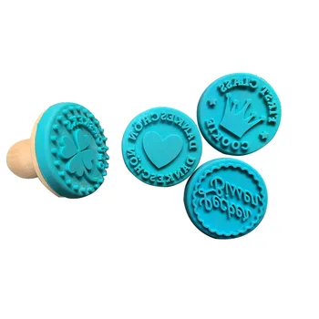 

Wood Handle Cookie Stamps Silicone Hand Press DIY Biscuit Stamps Cookie Impressions Cook Molds for Baking Decoration Tools