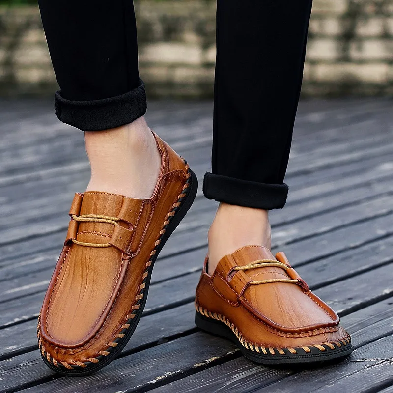 

Fashion Leather Men Shoes Casual Flat Men Shoes Breathable Loafers Men Genuine Leather Moccasins Comfortable Hot Sale