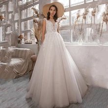 

Vintage Lace Wedding Dresses 2022 Appliques Illusion Modest Frence Bridal Gowns Boat Neck Covered Button Back Marriage Church