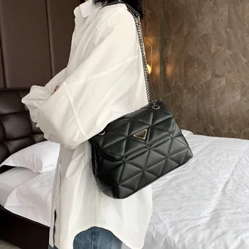 

Soft Leather Small Fragrant ling ge Chain Super Fire Little Bag Wild Messenger Shoulder Square