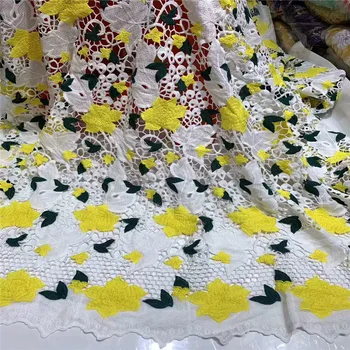

Beautiful Flower African Lace Fabric 2019 High Quality Embroidered Nigerian Guipure Laces Fabric For Women dress 2L4-79