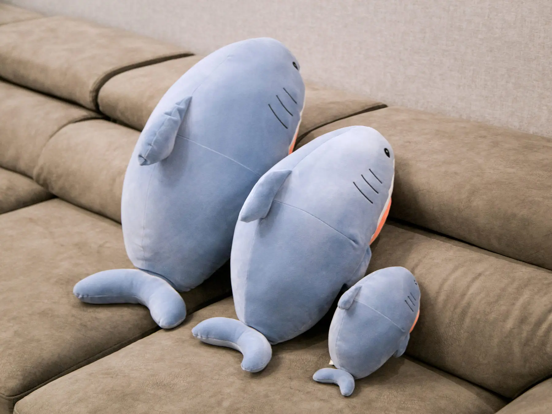 Cat Face Shark Plush Toy for playful pets1