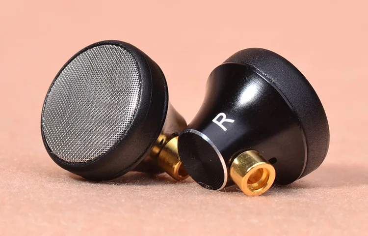 

DIY A8 earphone head mmcx pluggable High resolution/ clear Voice