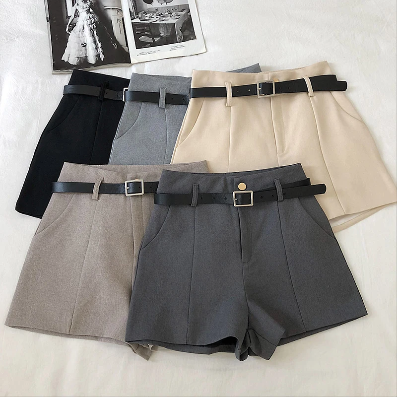 

Шорты женские прямые в Корейском стиле, повседневные однотонные милые, с поясом, на пуговицах, винтажные, с карманами, летние
