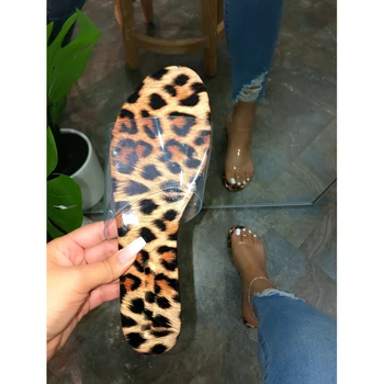 

New summer flat bottom comfortable outdoor Women‘s slippers Fashion sexy roman style stitching color transparent beach slippers