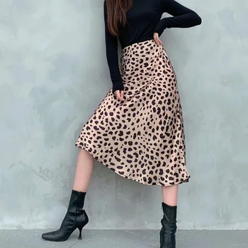 

2020 Summer Women Print Skirts Elasticated waist Chiffon Mid-Calf Skirt Female ELegant Fashion Vacation style Skirts Bottons