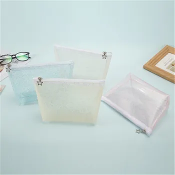 

Creative Women 's Makeup Multifunctional Handheld PVC Transparent Cosmetic Bag Toiletry Bag Cosmetic Cases Zipper Box Cartoon