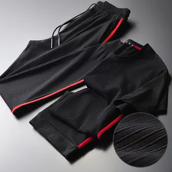 

High-end yarn-dyed dark pattern lightweight short-sleeved T-shirt trousers suit men's slim summer leisure sports two-piece suit