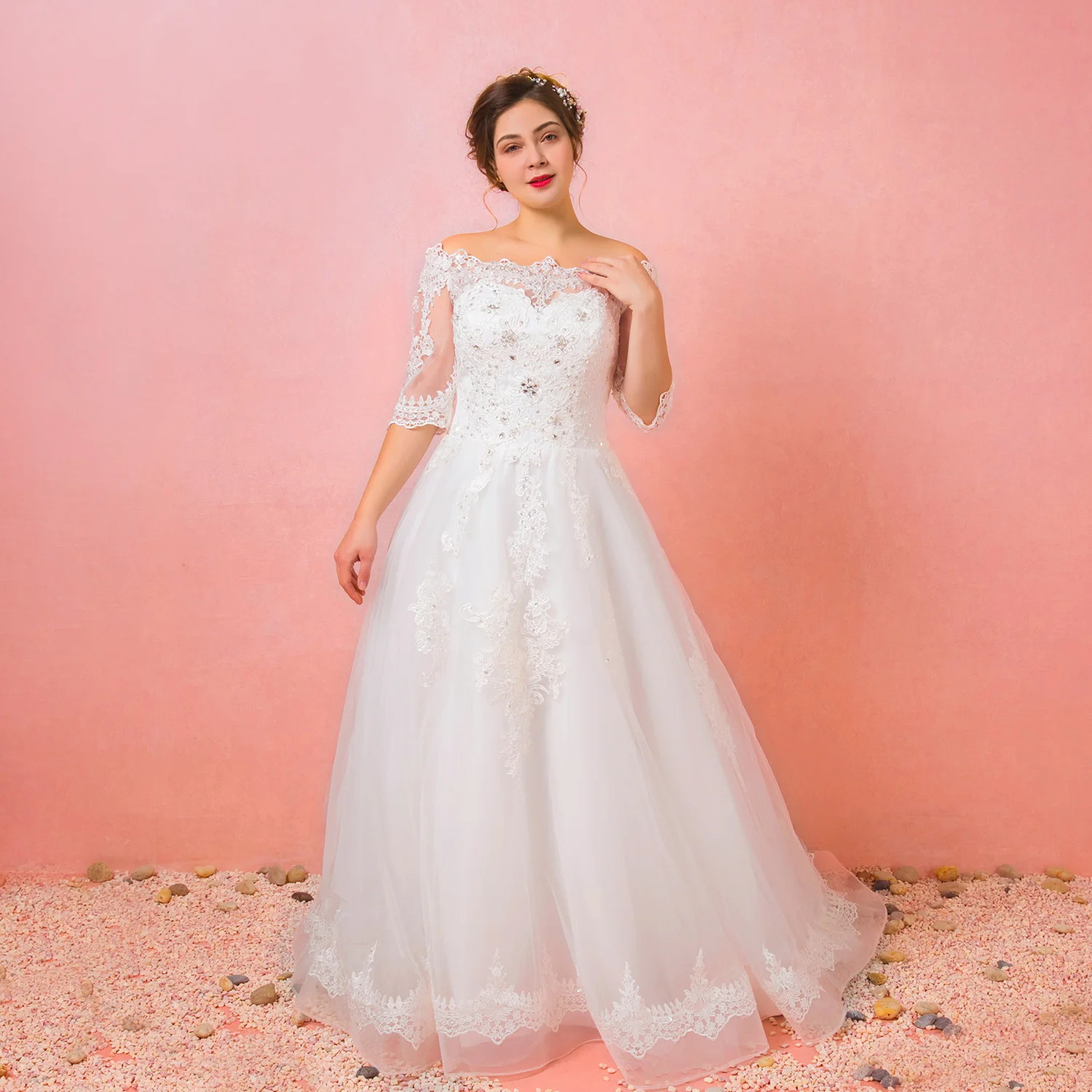 

Wedding dresses Floor-length Sweetheart A-line llusion Appliques Backless Cathedral Train Bridal Dress