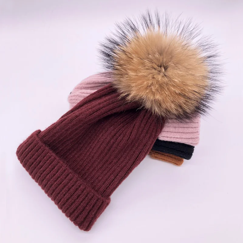 wine red Raccoon fur Новинка, зимняя шапка, роскошные качественные шапки с меховым помпоном, шапка высокого качества для девочек, женские зимние шапки - Цвет: wine red Raccoon fur