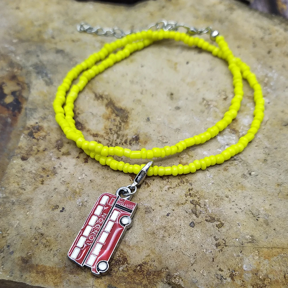 Simple Seed Beads Strand Necklace Women String Beaded Short Choker Jewelry london bus charms pendant Gift dropship | Украшения и